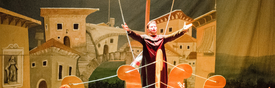Scenografia per musical. Autore: Francesca Saitta